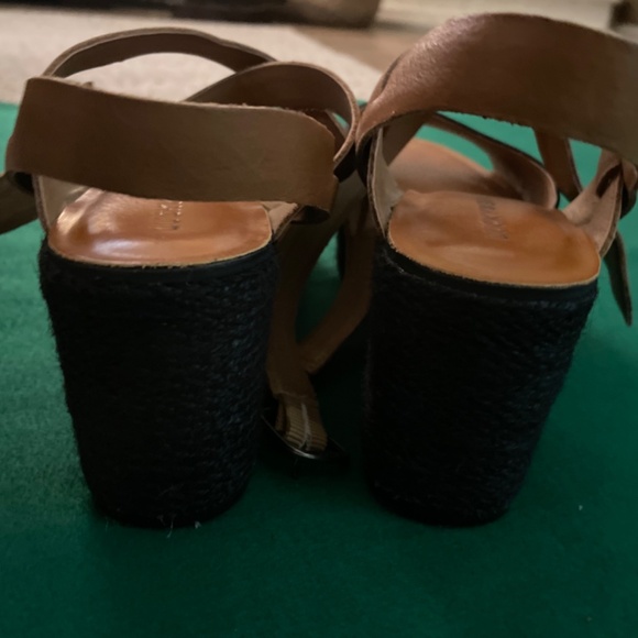 Lucky Brand wedges - Picture 3 of 3